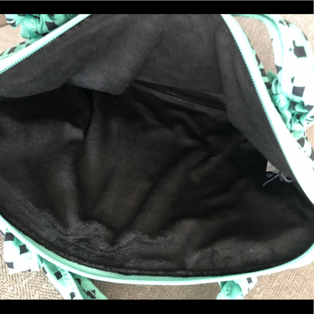 Marc Jacobs Computer Bag In Great Condition!! - image 4